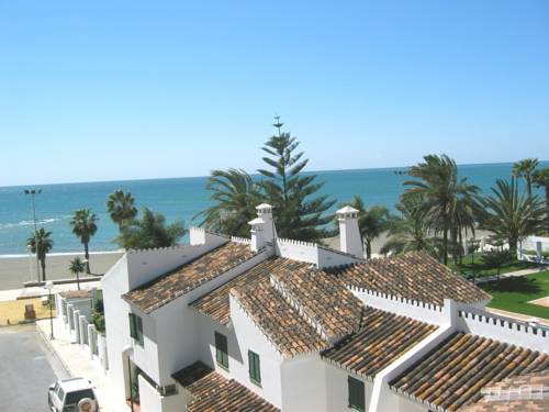 Terrasol Piramides Puerto Blanco Hotel Torre Del Mar Buitenkant foto